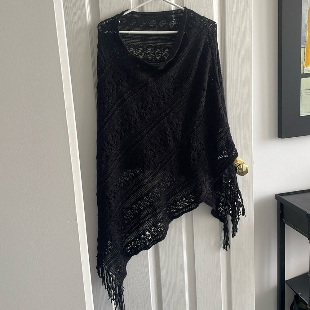 NWT Multifunctional poncho/ scarf